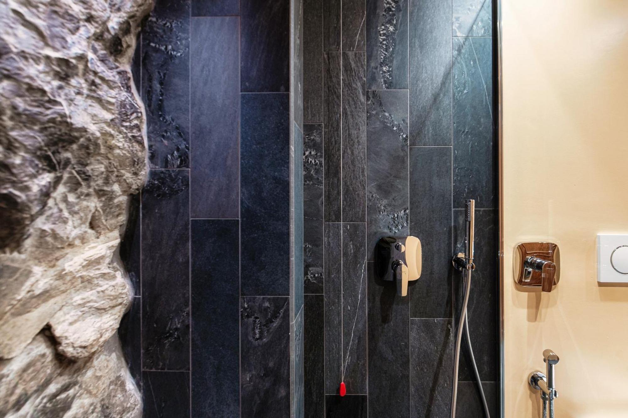 Crotto Polirolo - The House Of Travelers Apartment Cernobbio Exterior foto